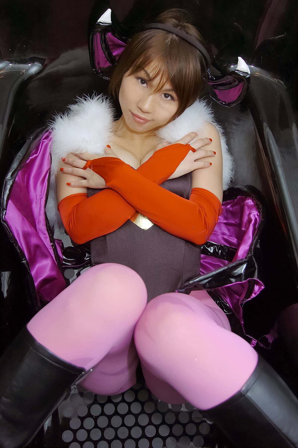 [Cosplay] 2013.04.08 Hot Lilith and Morrigan sexy Cosplay